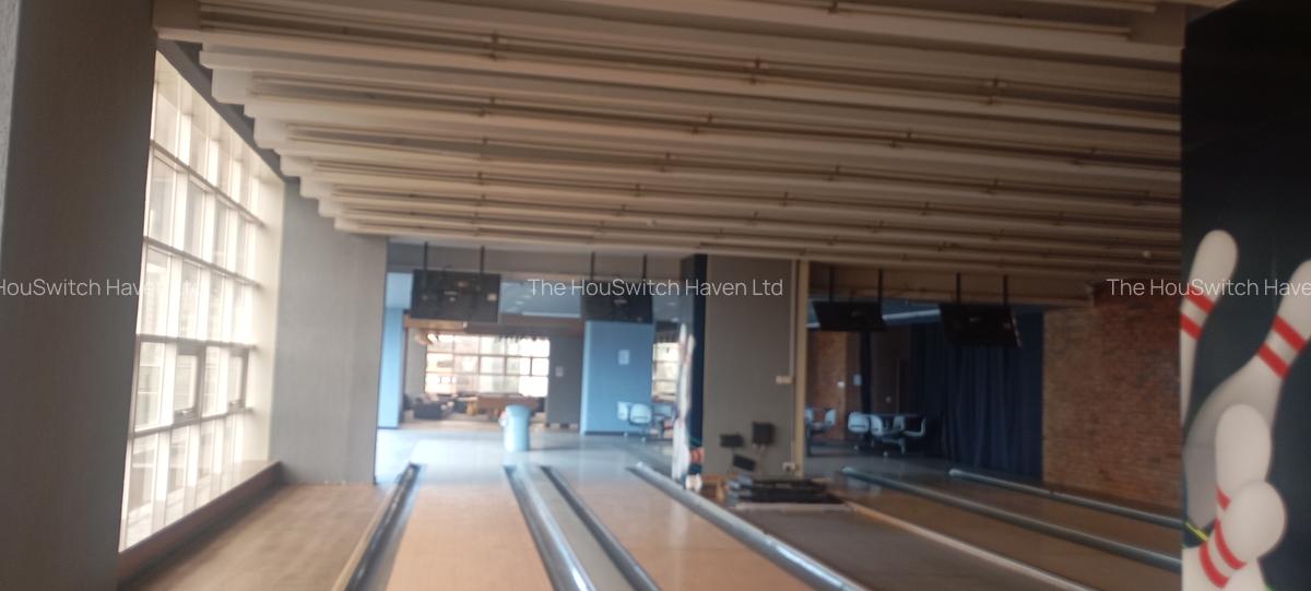 14,000 ft² Office with Service Charge Included at Muthithi Rd - 1