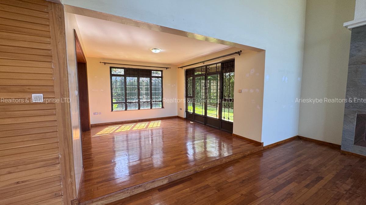 5 Bed Villa with En Suite in Runda - 5