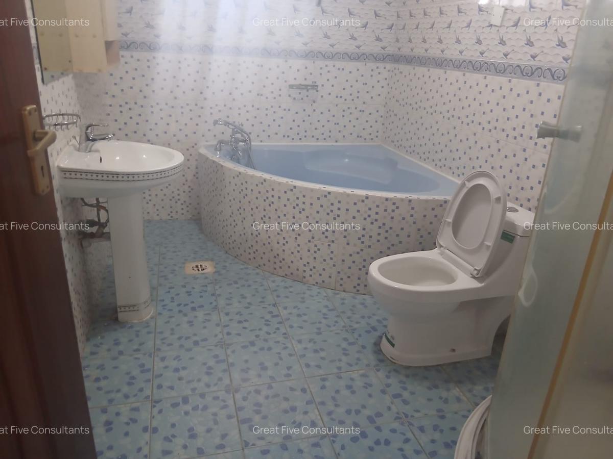 5 Bed Villa with Staff Quarters in Runda - 7