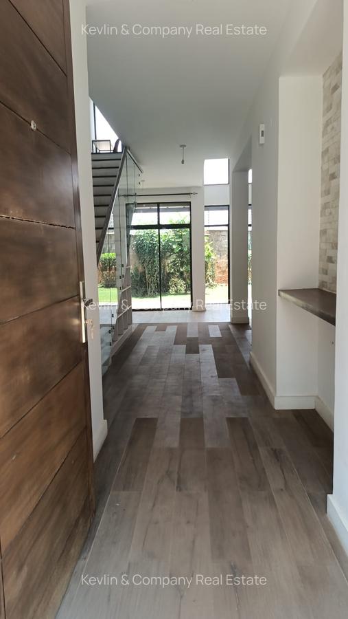 4 Bed Townhouse with En Suite in Loresho - 15
