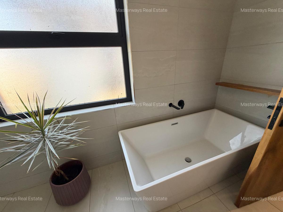 4 Bed Villa with En Suite in Loresho - 8