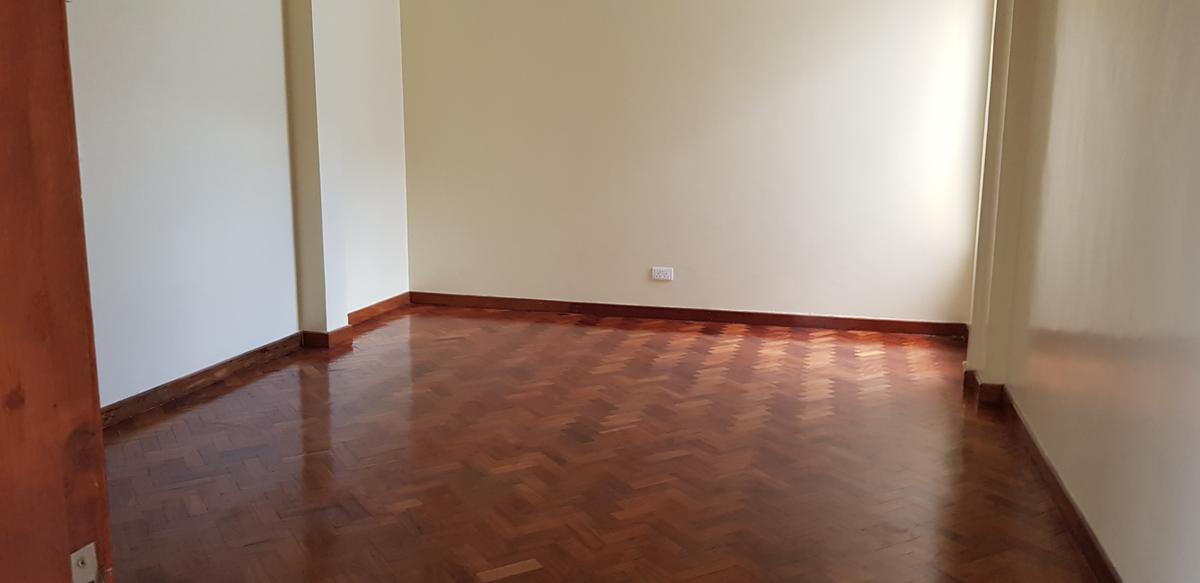 6 Bed Townhouse with En Suite at Muthangari Drive - 11