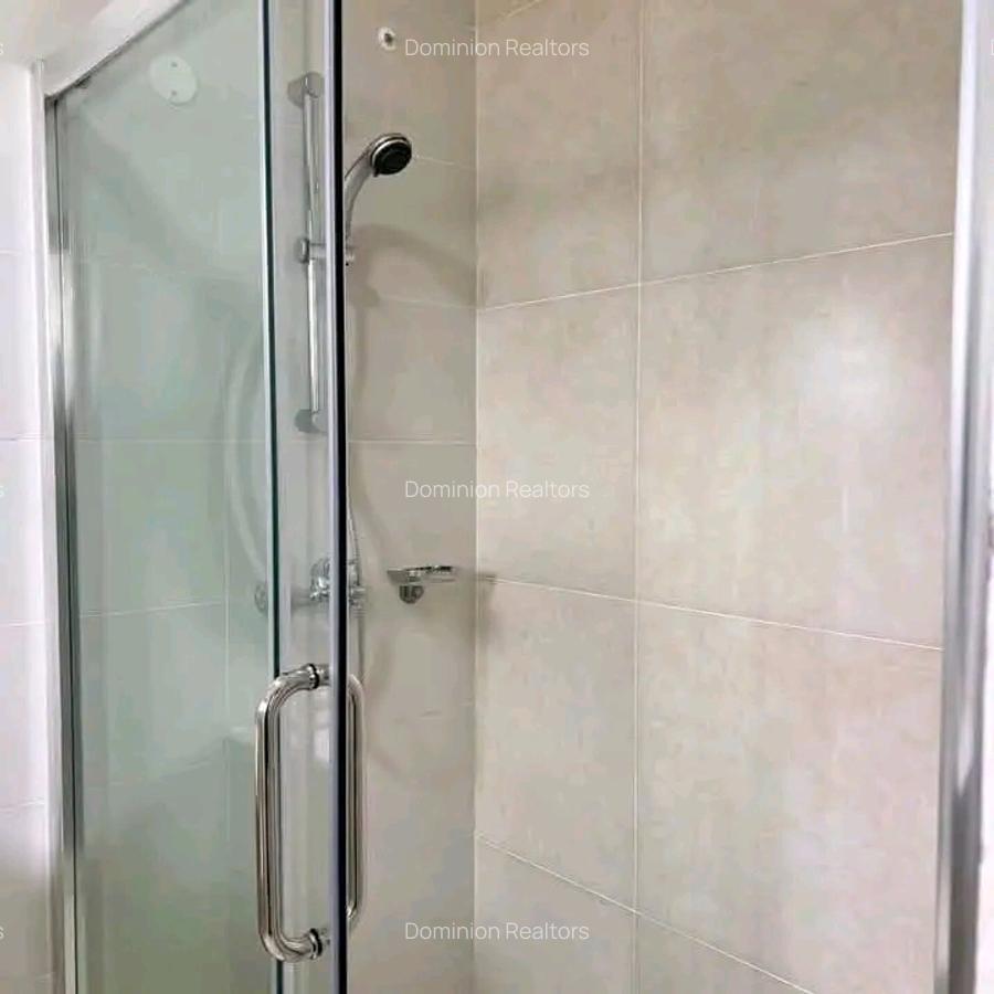 Studio Apartment with Swimming Pool at Sports Rd - 5