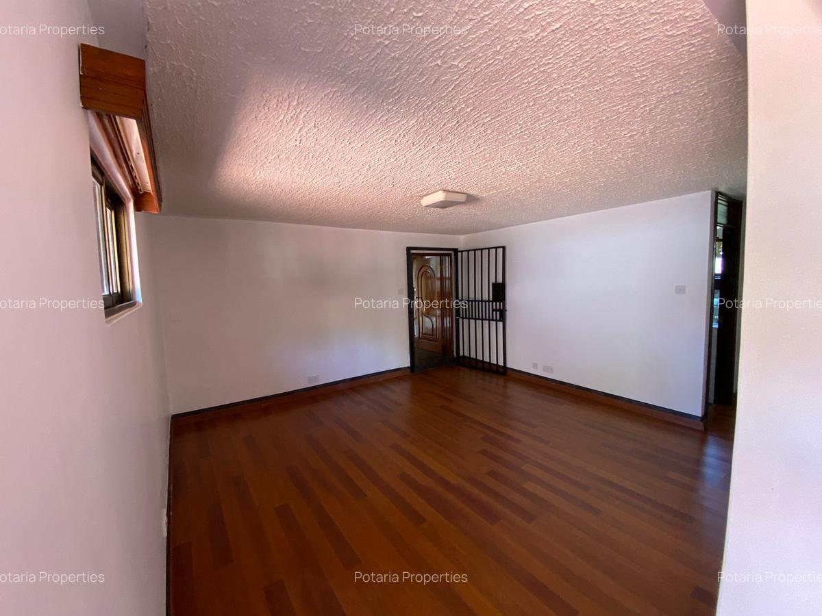 4 Bed Villa with En Suite in Gigiri - 7