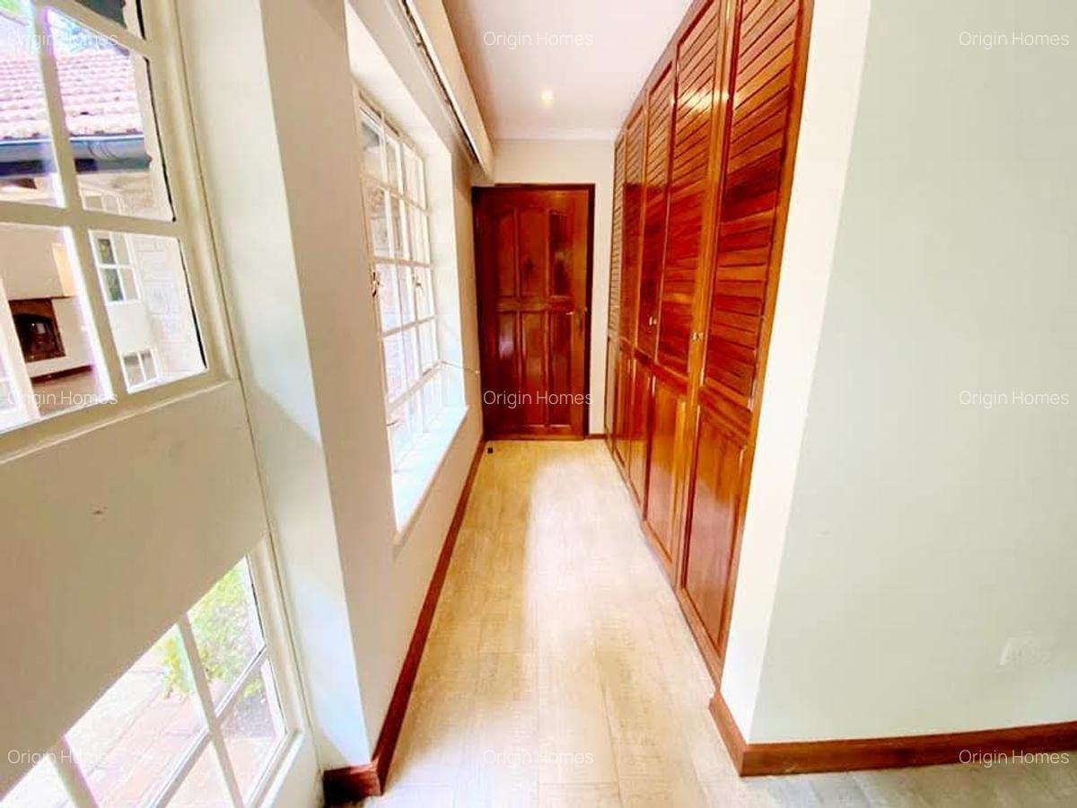 1 Bed House with En Suite at Westlands - 6