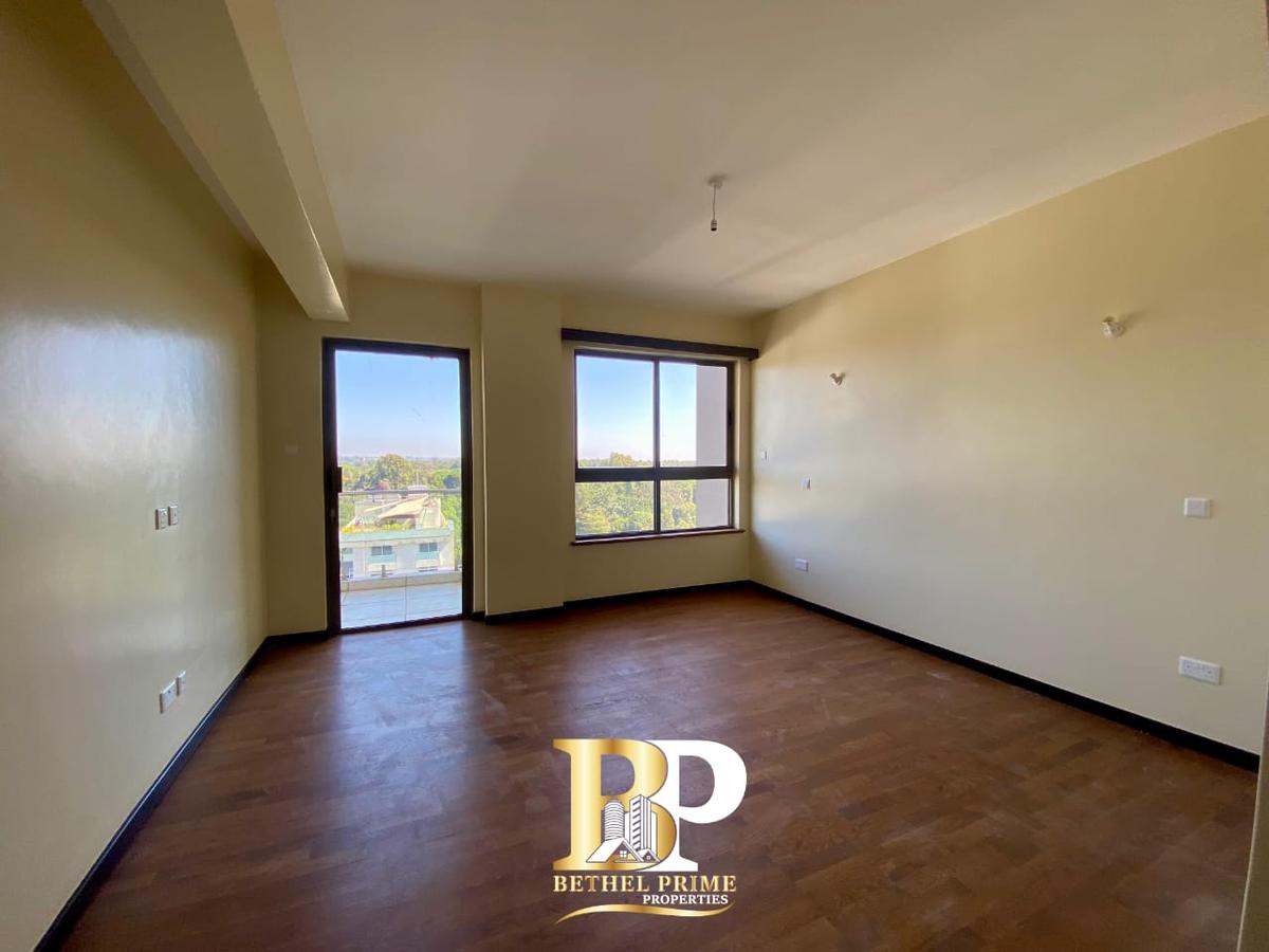 4 Bed Apartment with En Suite in General Mathenge - 13