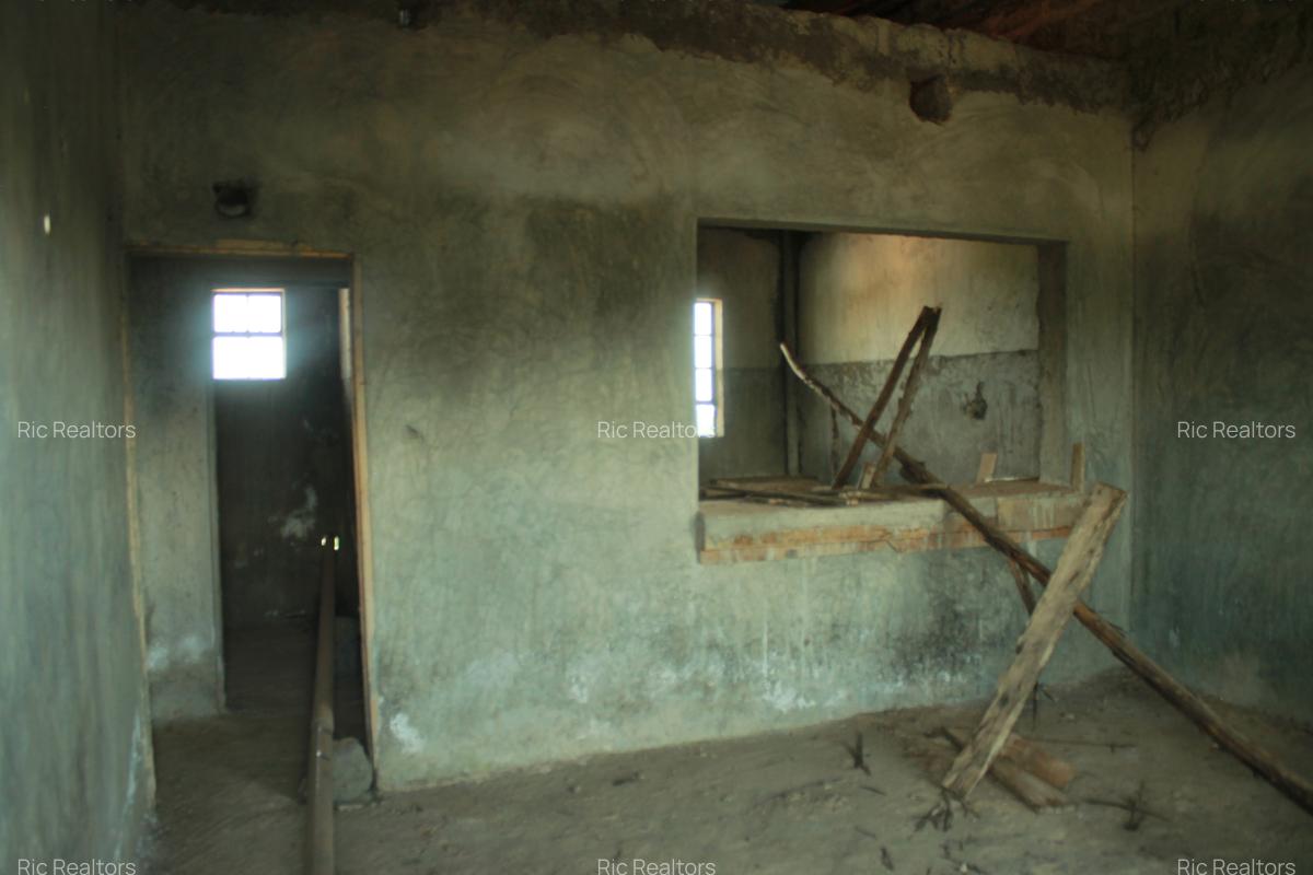 0.06 ha Commercial Property with Parking at Gitaru - Kanyaririi - 12