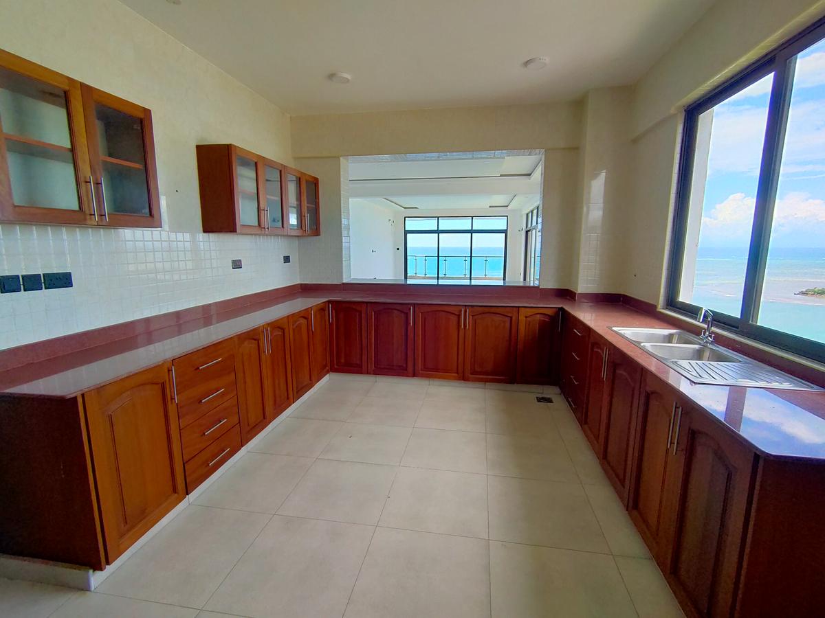 4 Bed Apartment with En Suite in Kizingo - 7