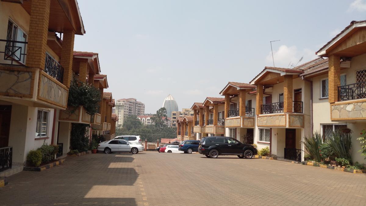 4 Bed Townhouse with En Suite at Kileleshwa Estate - 15