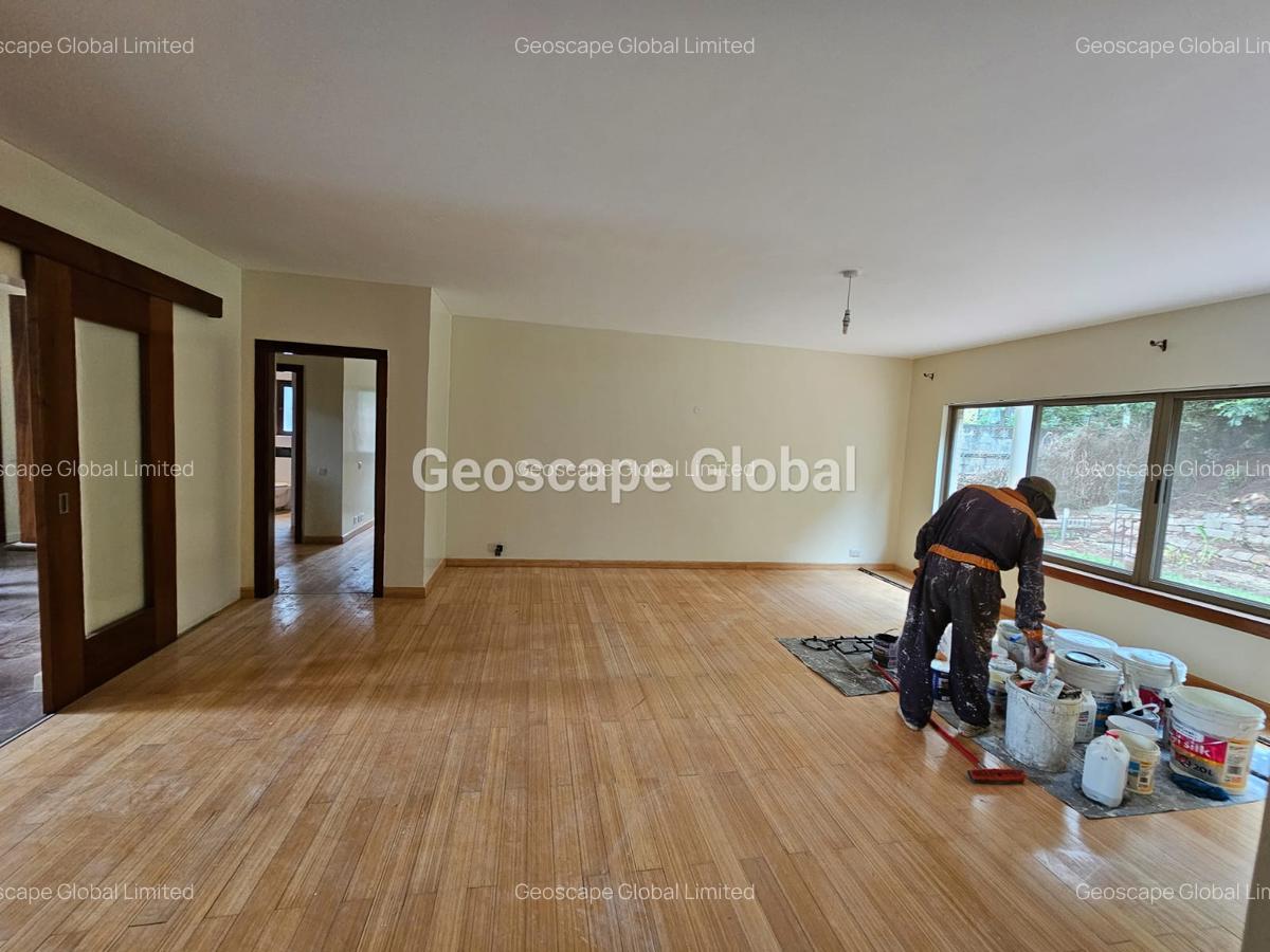 5 Bed House with En Suite in Kitisuru - 9