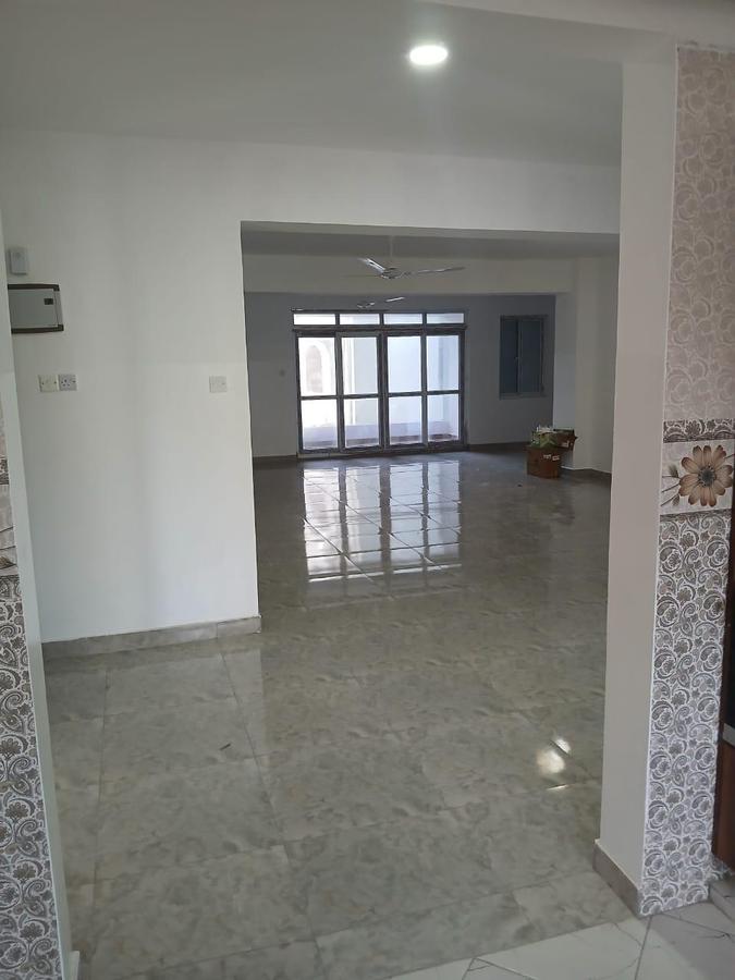 Serviced 3 Bed Apartment with En Suite at Nyali - 14