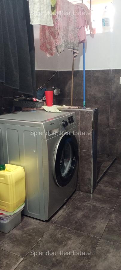 4 Bed Apartment with En Suite in Parklands - 11