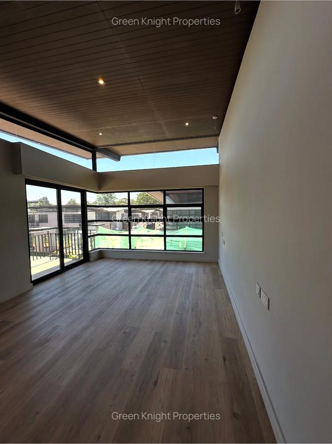 4 Bed Townhouse with En Suite in Runda - 6