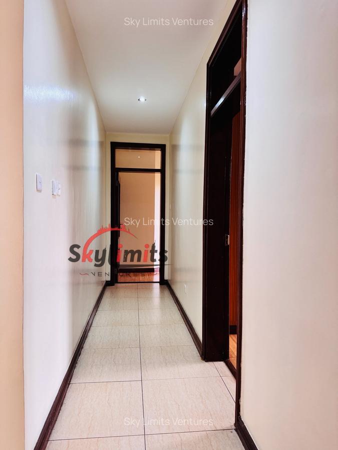 3 Bed Apartment with En Suite at Riverside Drive - 9