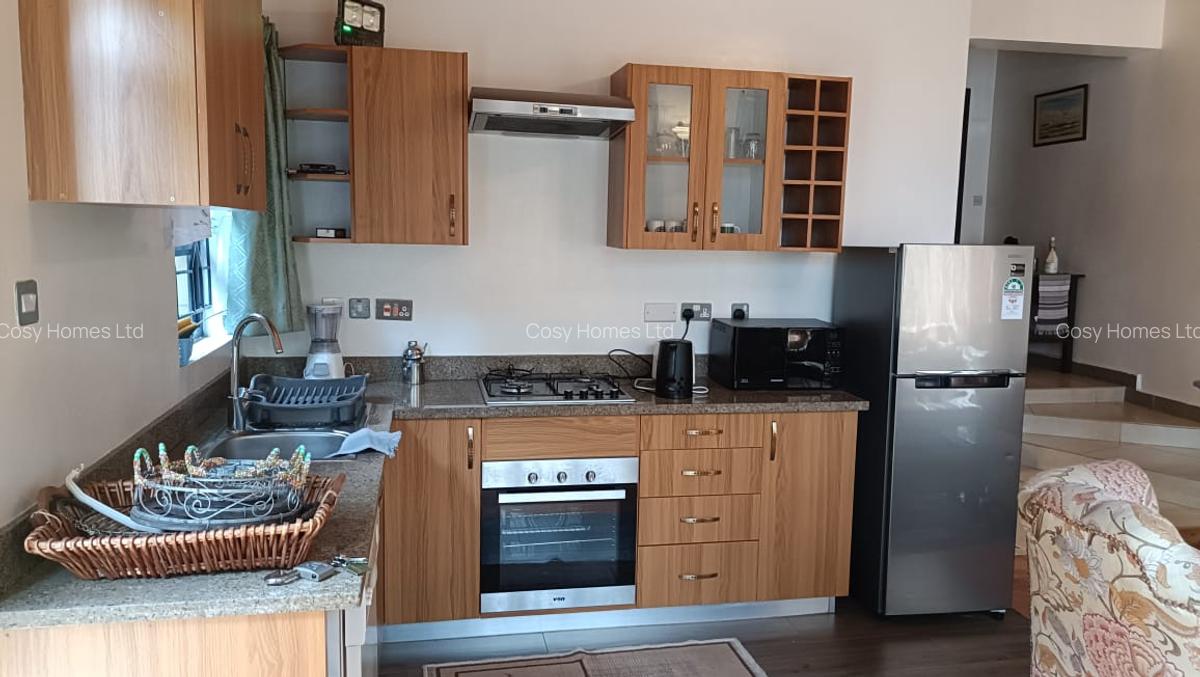 2 Bed Villa with En Suite at Drive - 12