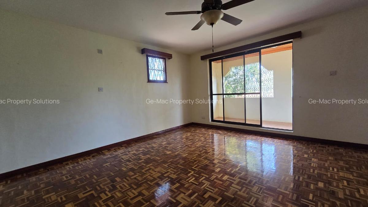 4 Bed House with En Suite in Runda - 6