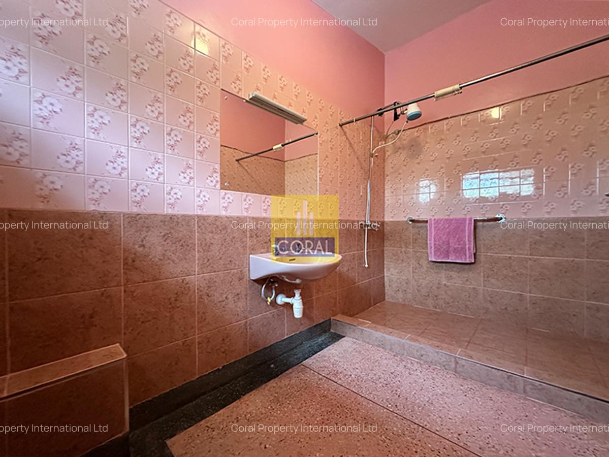 4 Bed Townhouse in Westlands Area - 14