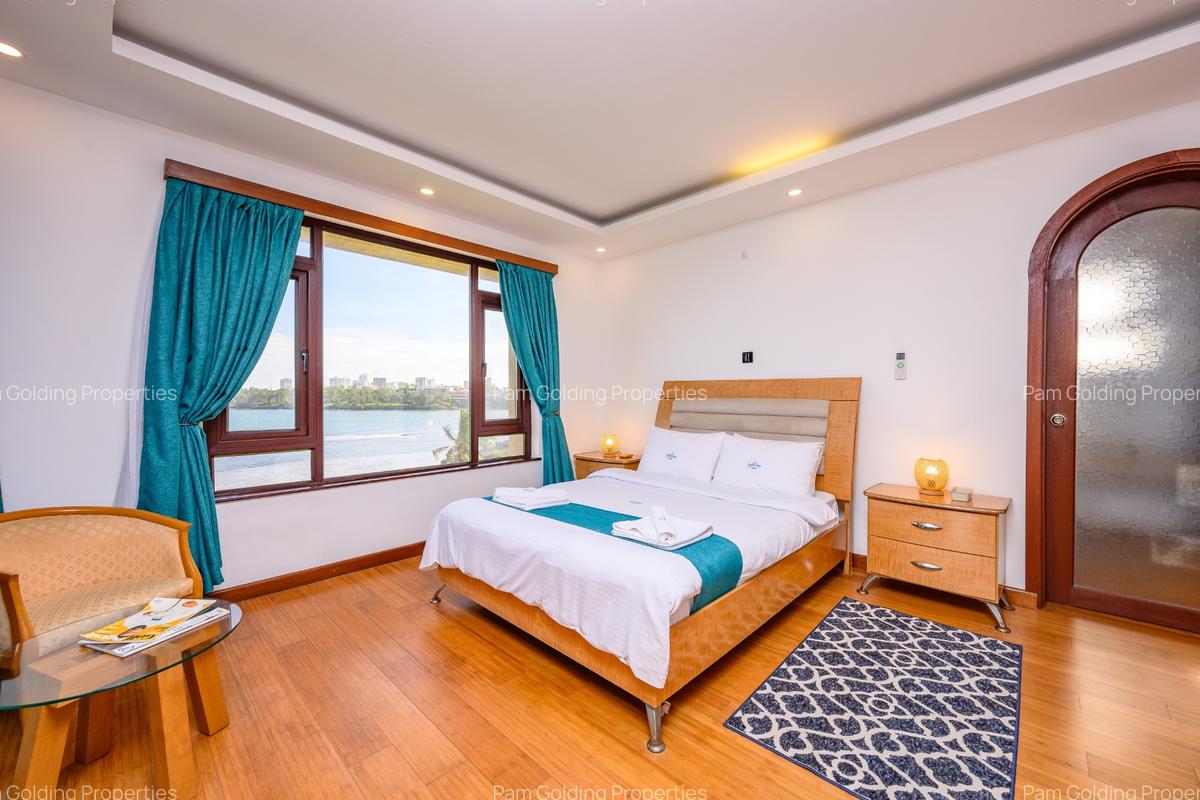 3 Bed Apartment with En Suite at Cement Road - 15