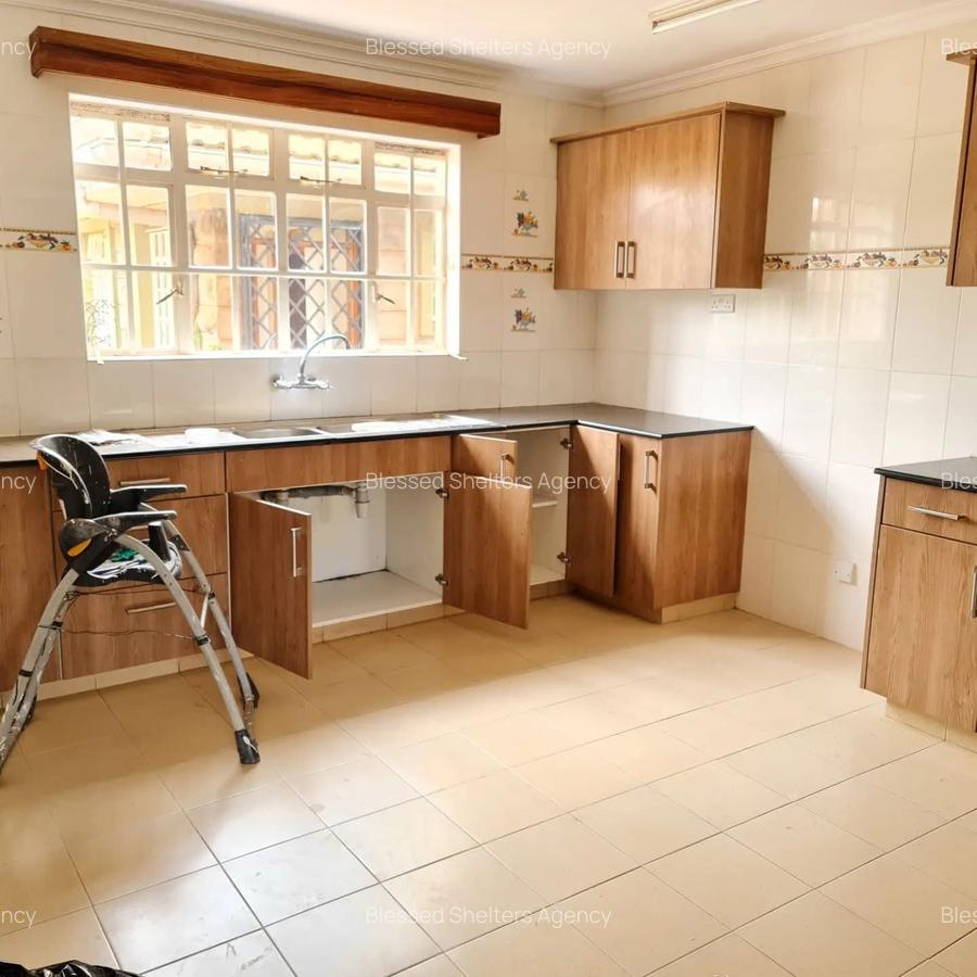 4 Bed Villa with En Suite in Kiambu Road - 8