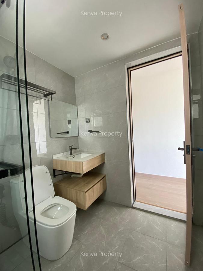 2 Bed Apartment with En Suite at Riverside Drive - 2