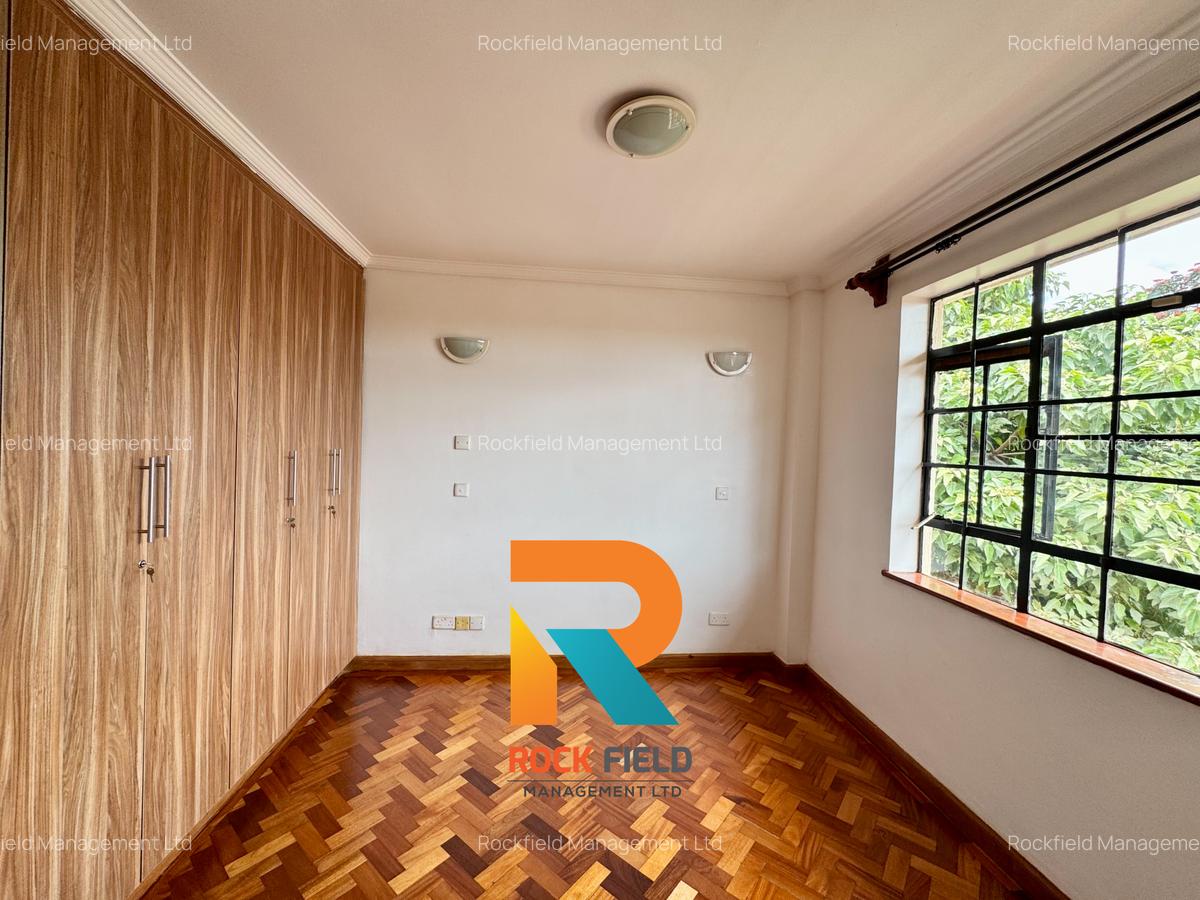 5 Bed Townhouse with En Suite in Kitisuru - 19