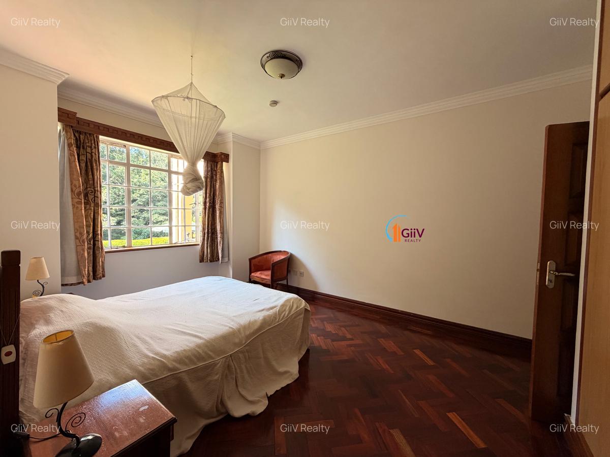 3 Bed Townhouse with Gym in Spring Valley - 10