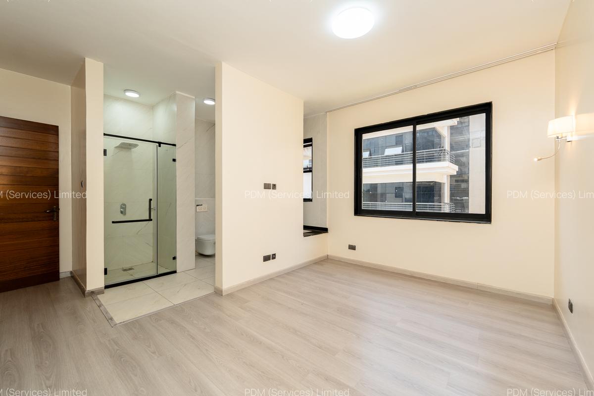 2 Bed Apartment with En Suite at Muthangari Drive - 17