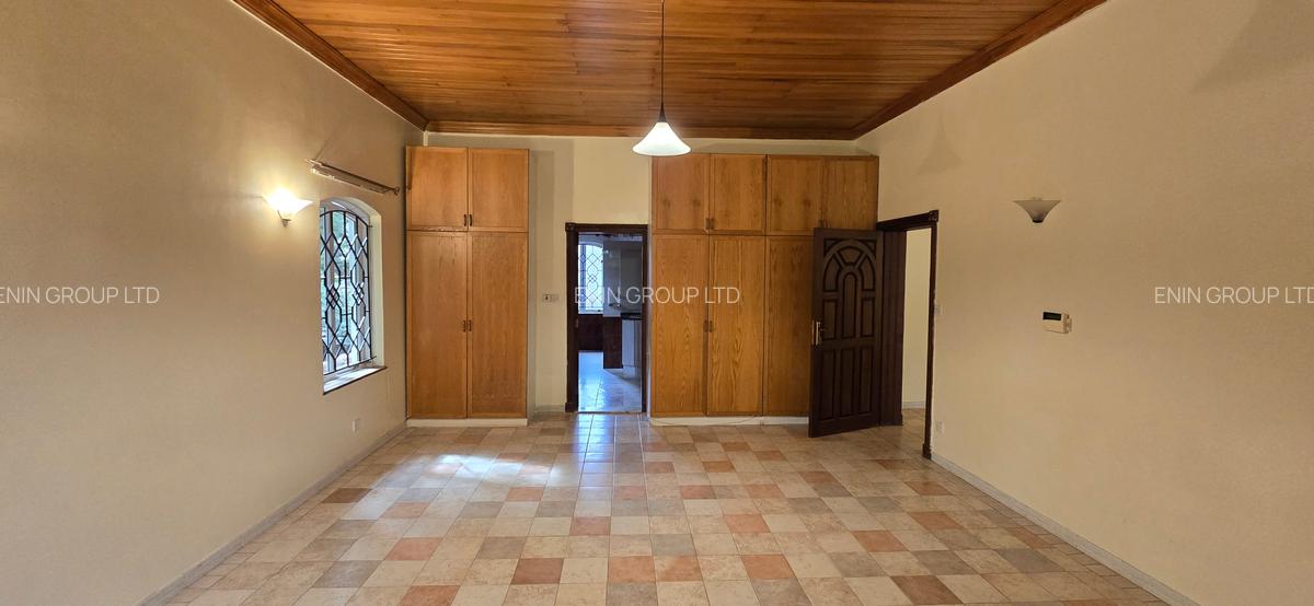 4 Bed House with En Suite at Hillview Rise Off Lower Kabete Rd - 10