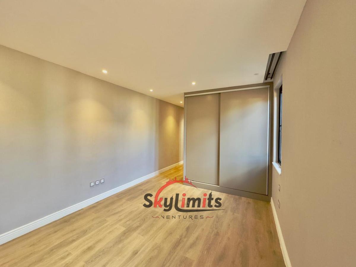3 Bed Apartment with En Suite at Runda - 14