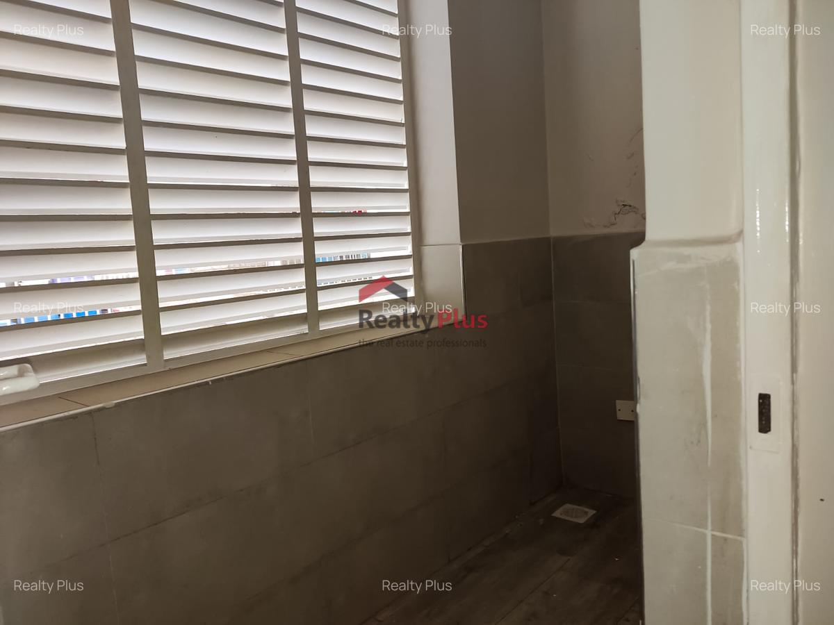 3 Bed Apartment with Lift in Ngong Road - 12