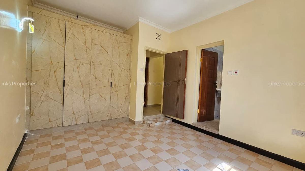 4 Bed House with En Suite at Kerarapon Road - 3