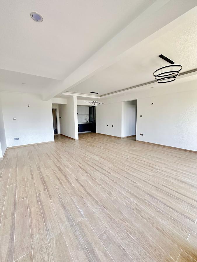 4 Bed Apartment with En Suite in Westlands Area - 1