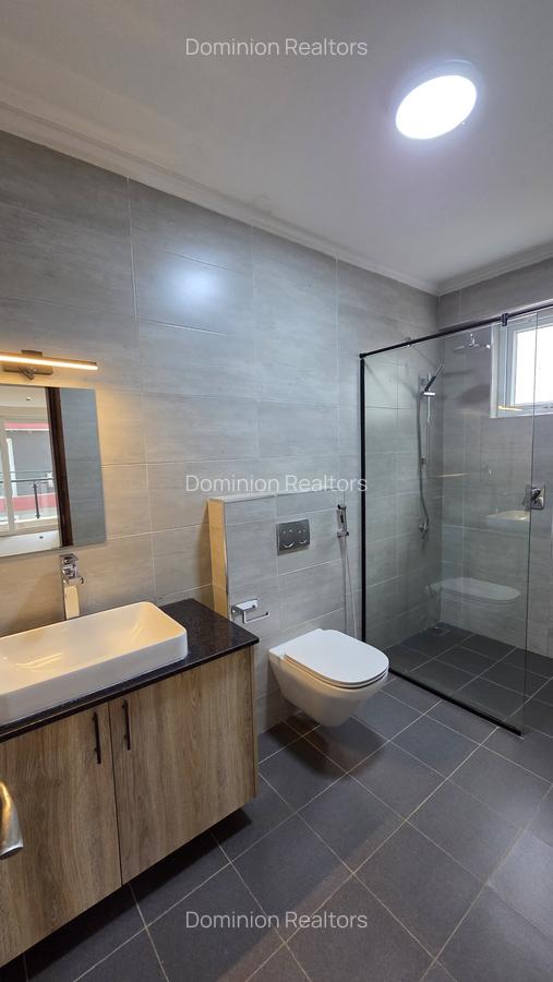 3 Bed Apartment with En Suite in Westlands Area - 10