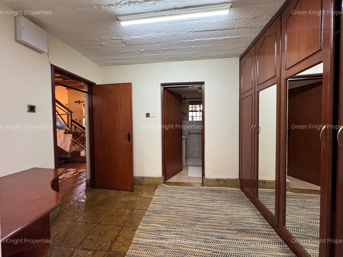 2 Bed House with En Suite in Karen - 10