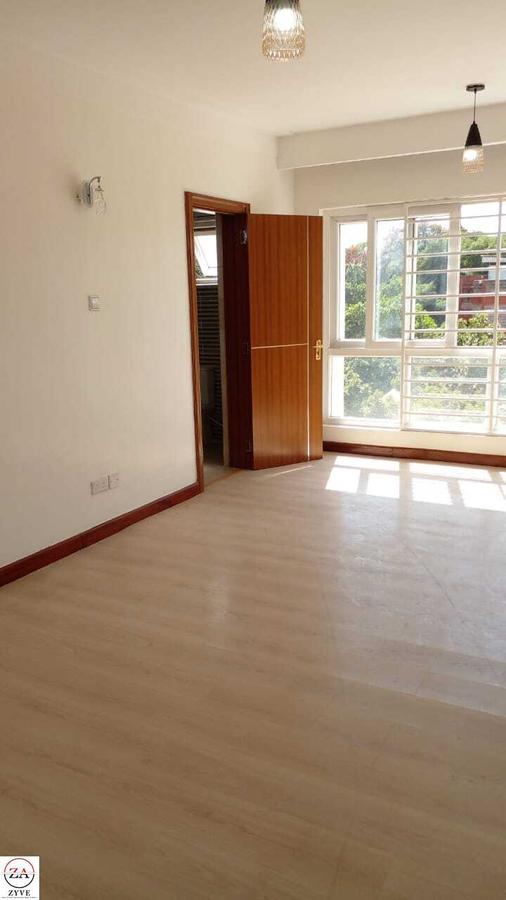 3 Bed Apartment with En Suite at Westlands - 5