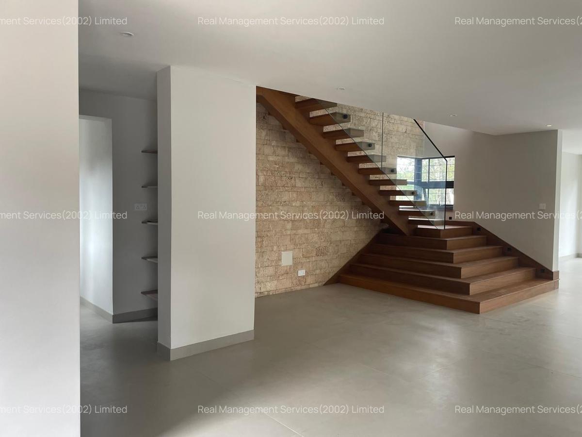 4 Bed Villa with En Suite at Loresho - 10