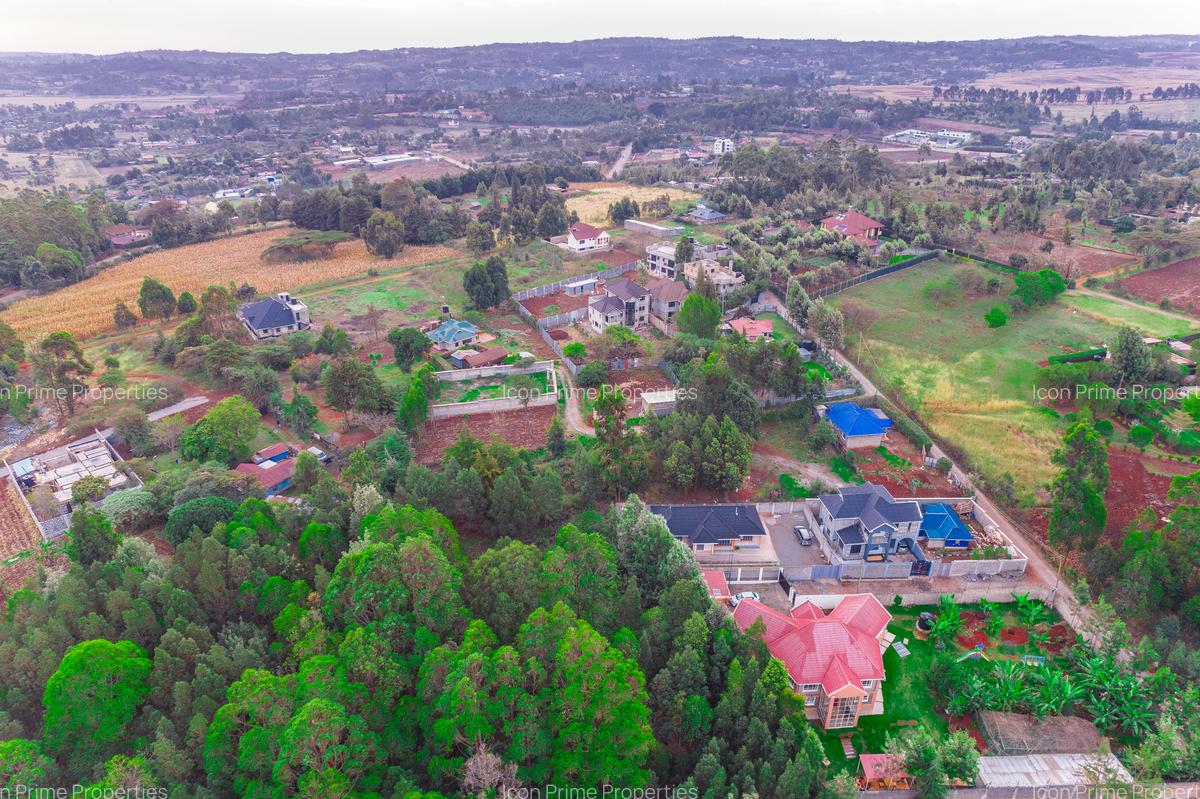 0.4 ac Land at Thigio - 3