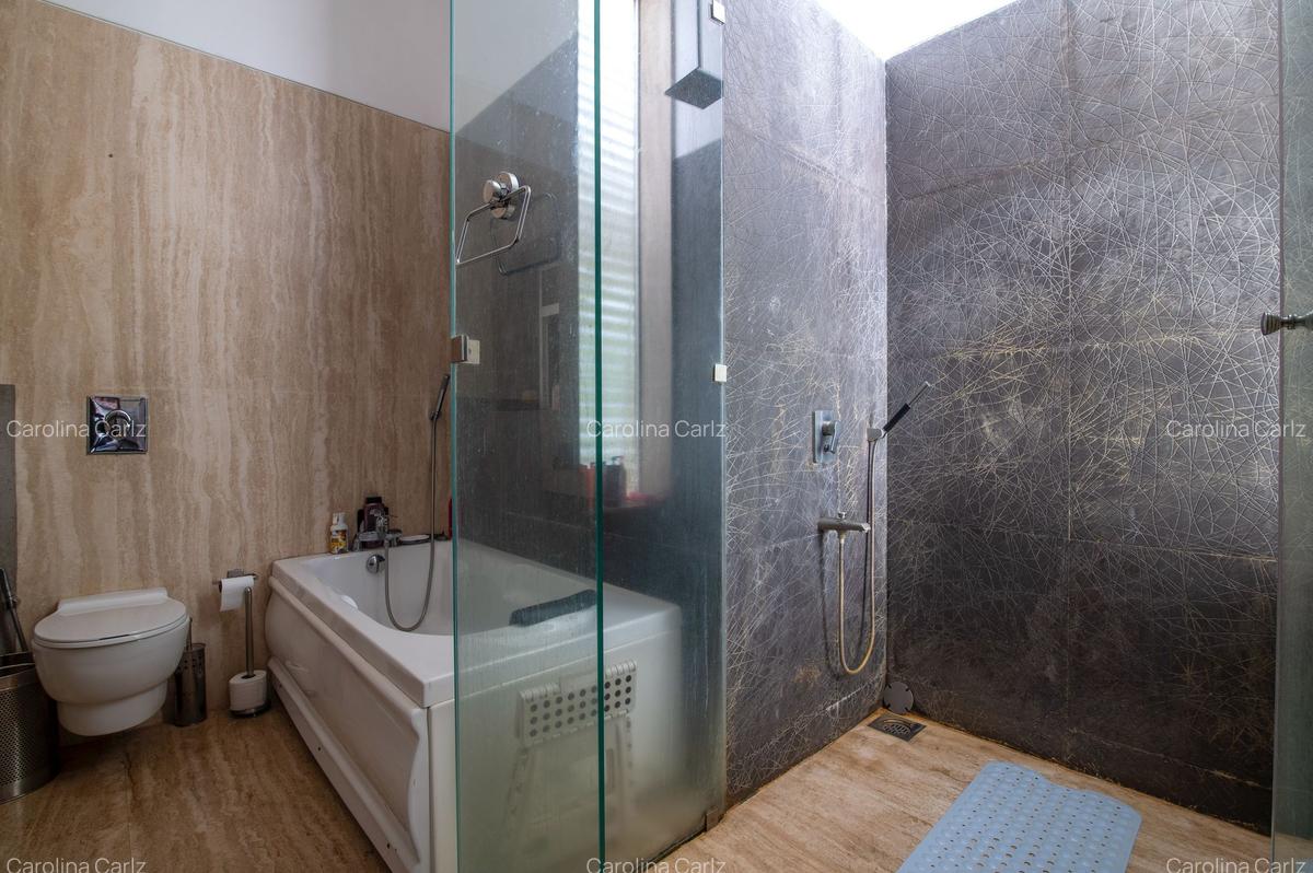 5 Bed Villa with En Suite at Peponi Road - 9