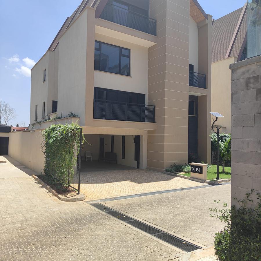 4 Bed Townhouse with En Suite at Jacaranda - 1