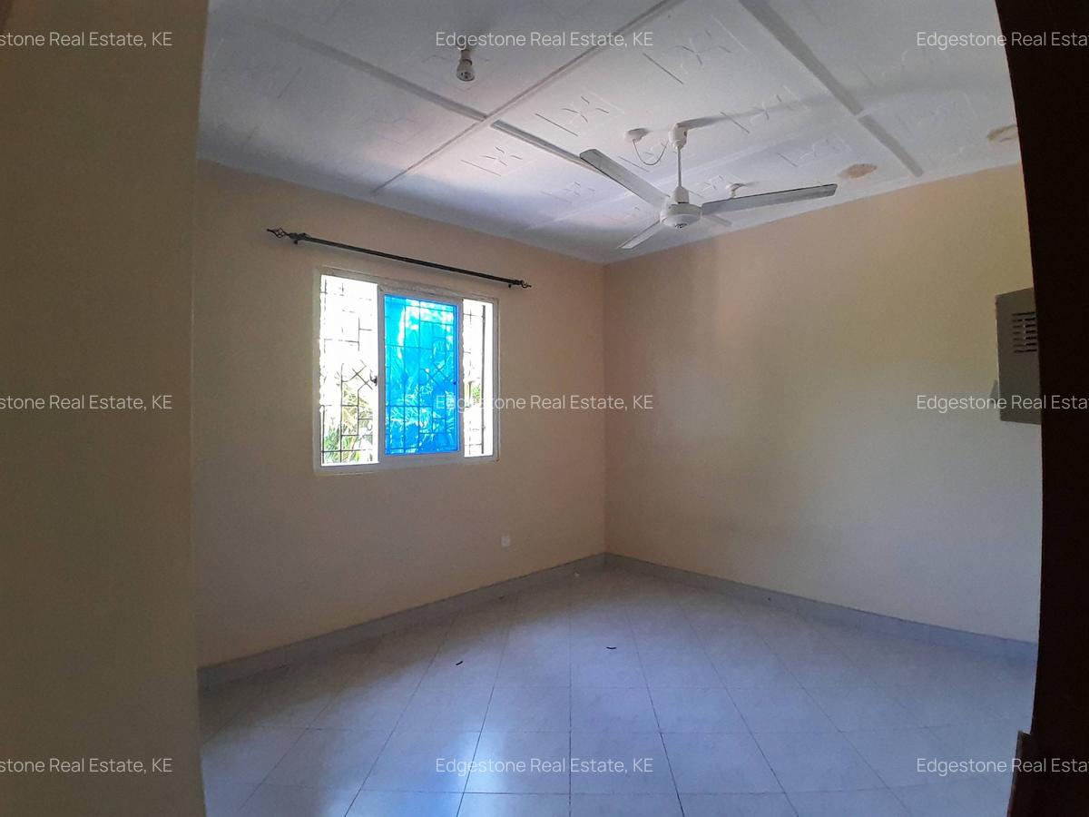 3 Bed Villa with En Suite in Mtwapa - 1