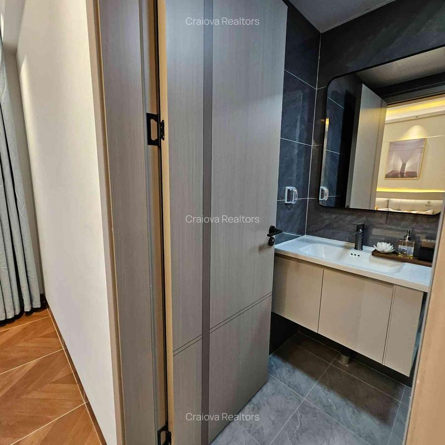 3 Bed Apartment with En Suite at Near Kenya High - 13