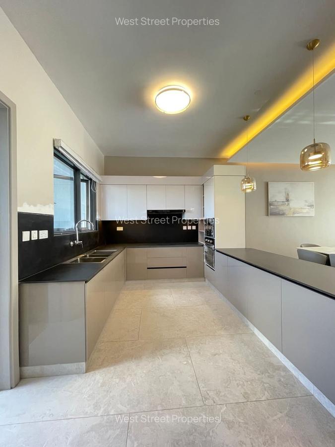 4 Bed Townhouse with En Suite at Langata - 4