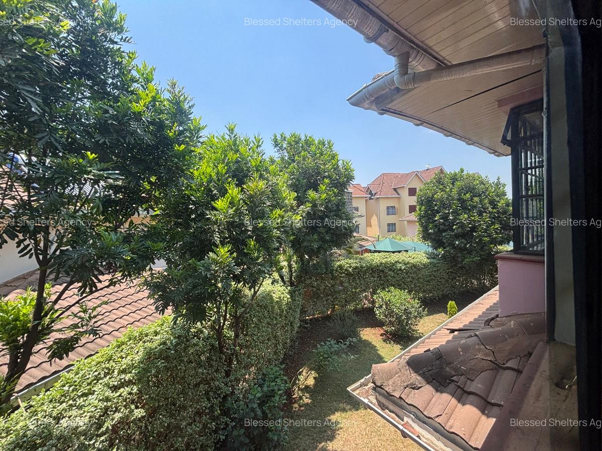 5 Bed Villa with En Suite in Kiambu Road - 13