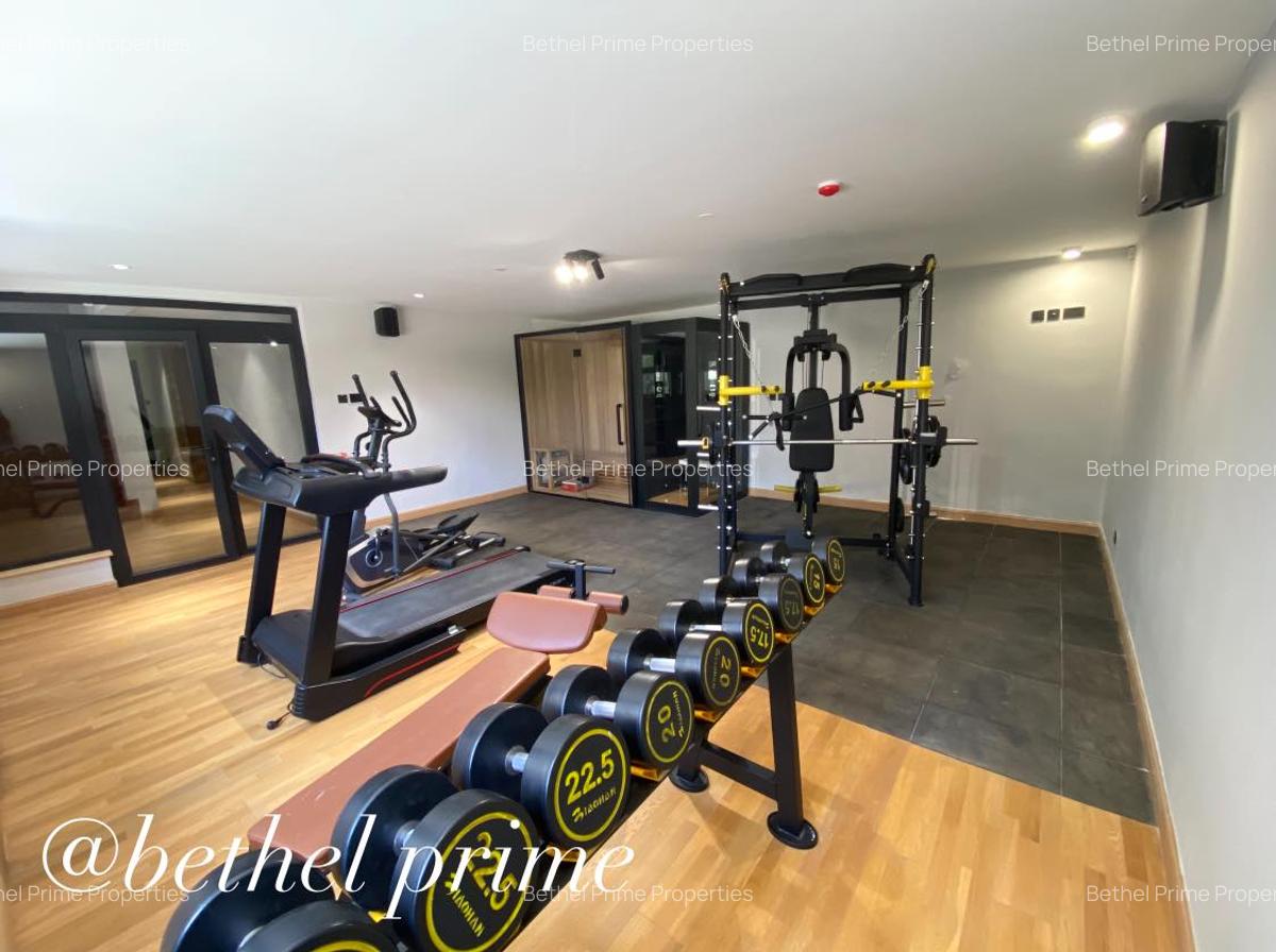 4 Bed Villa with En Suite in Lavington - 18