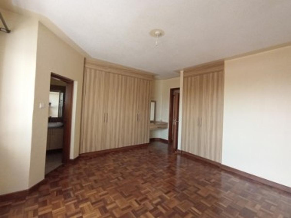 3 Bed Apartment with En Suite at Kilimani Estate - 15