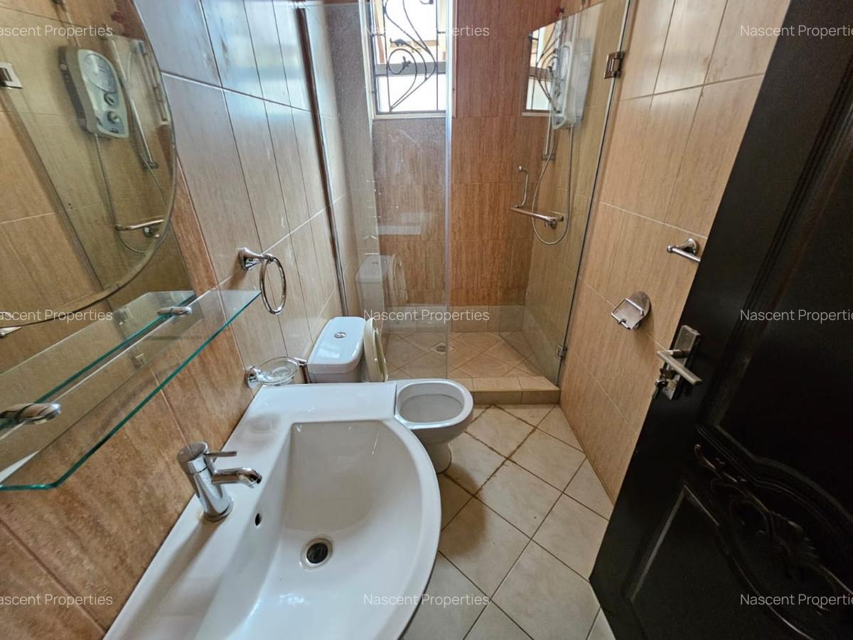 5 Bed Villa with En Suite in Lavington - 10