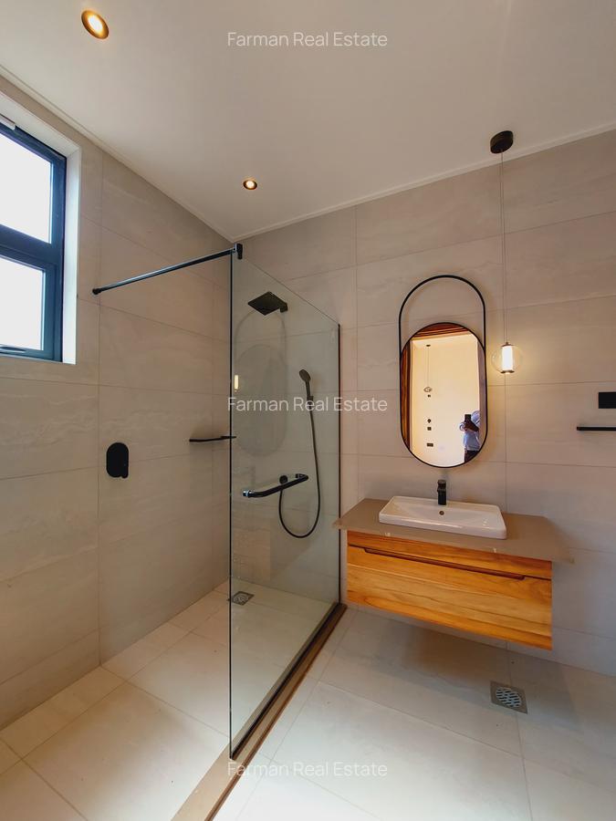4 Bed Villa with En Suite at Loresho - 11
