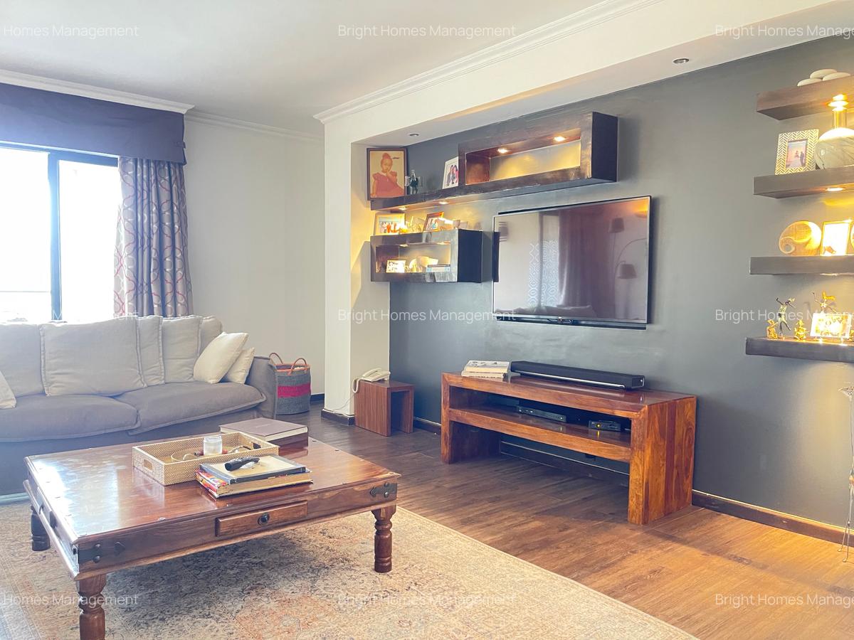 Serviced 3 Bed Apartment with En Suite in Kileleshwa - 9