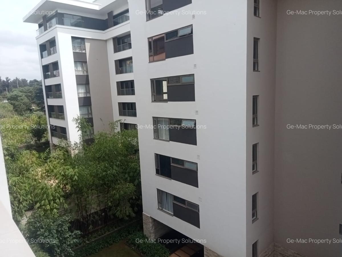2 Bed Apartment with En Suite in Rosslyn - 15