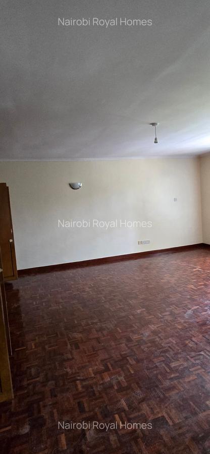 5 Bed Townhouse with En Suite at Lavington Green - 11